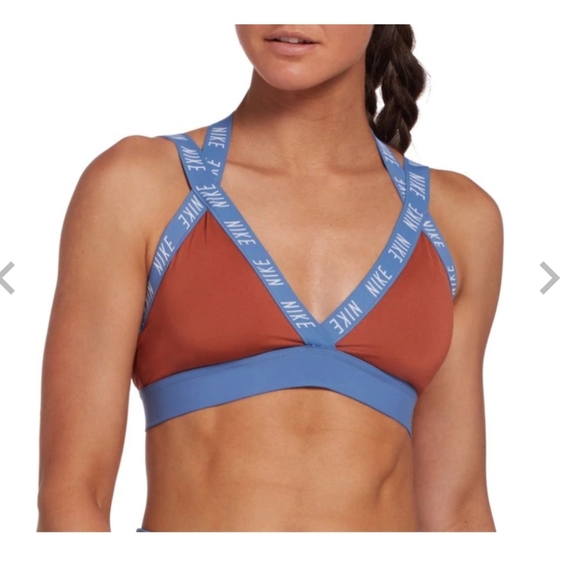 Nike Other - Nike sports bra sz medium great condition